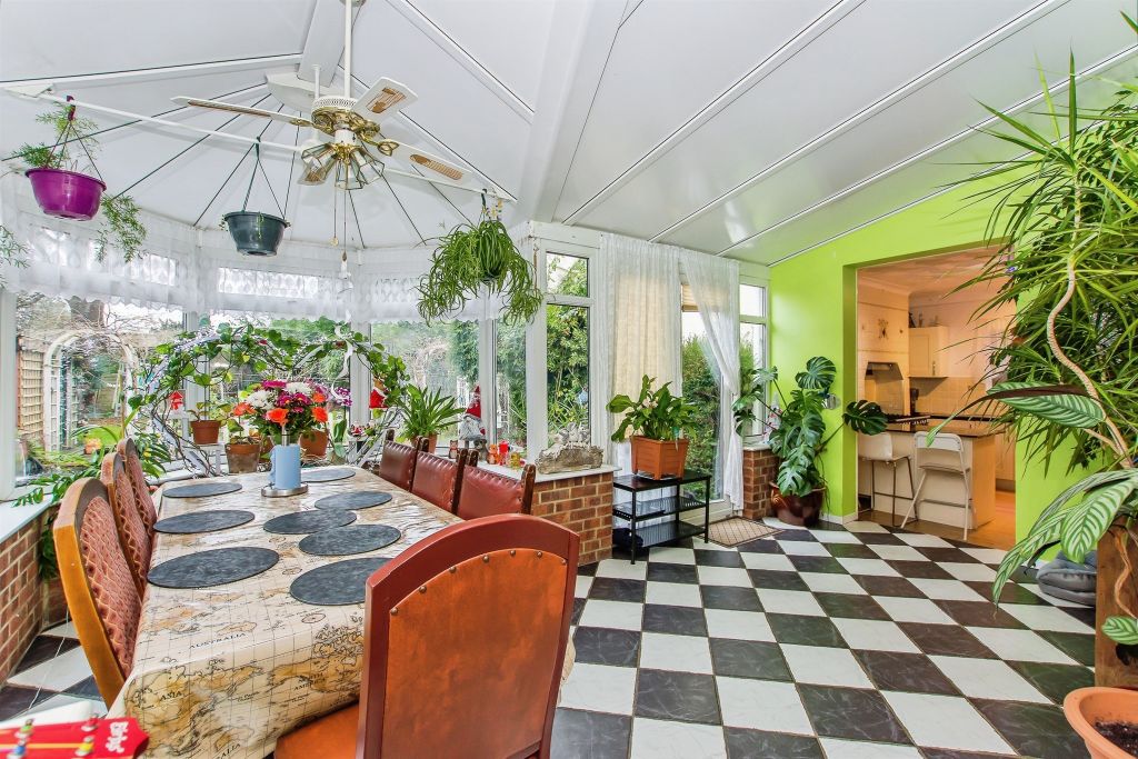 Property photo 3 of 24