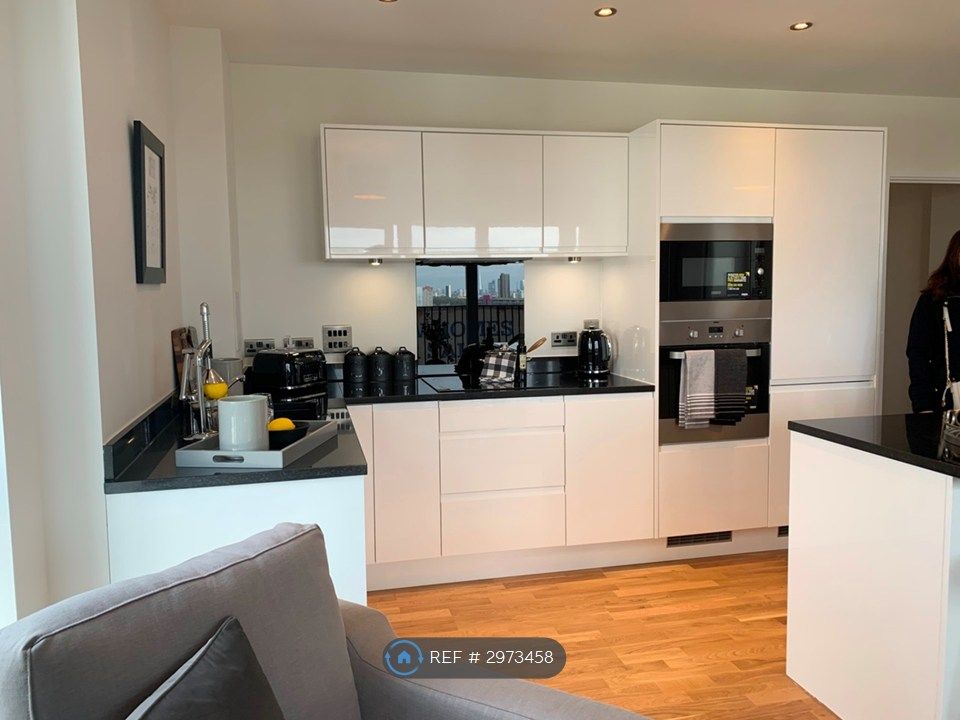 Property photo 1 of 9 Kitchen