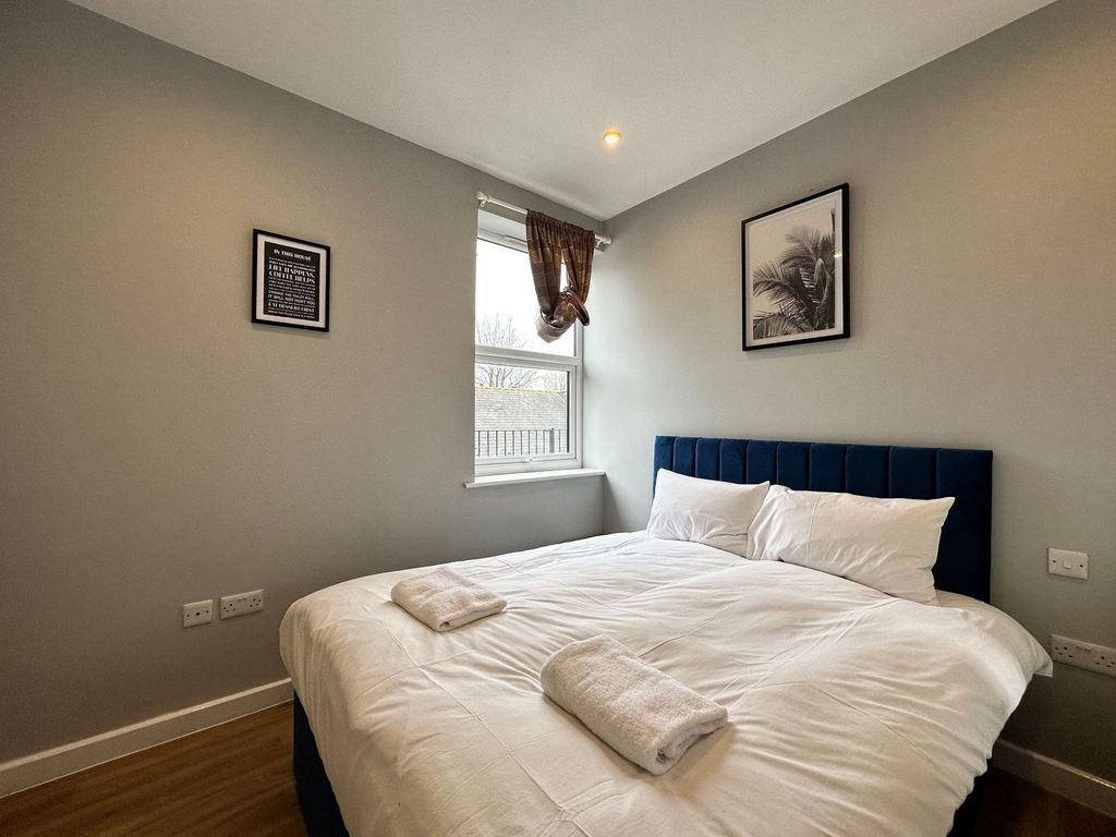 Property photo 3 of 4