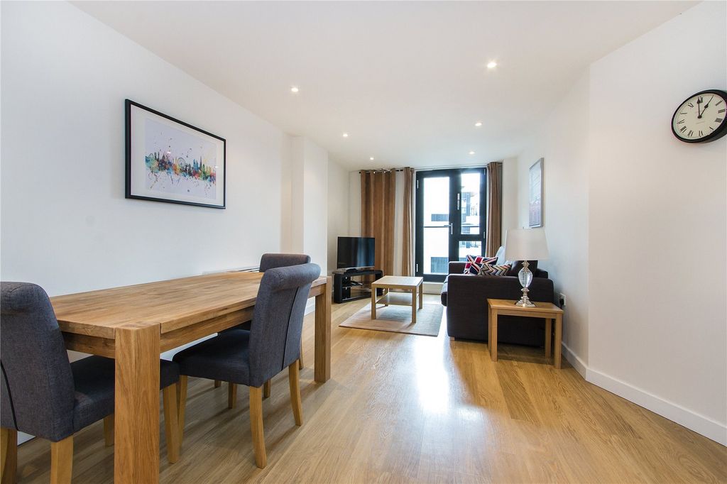 Property photo 2 of 10 Reception Room