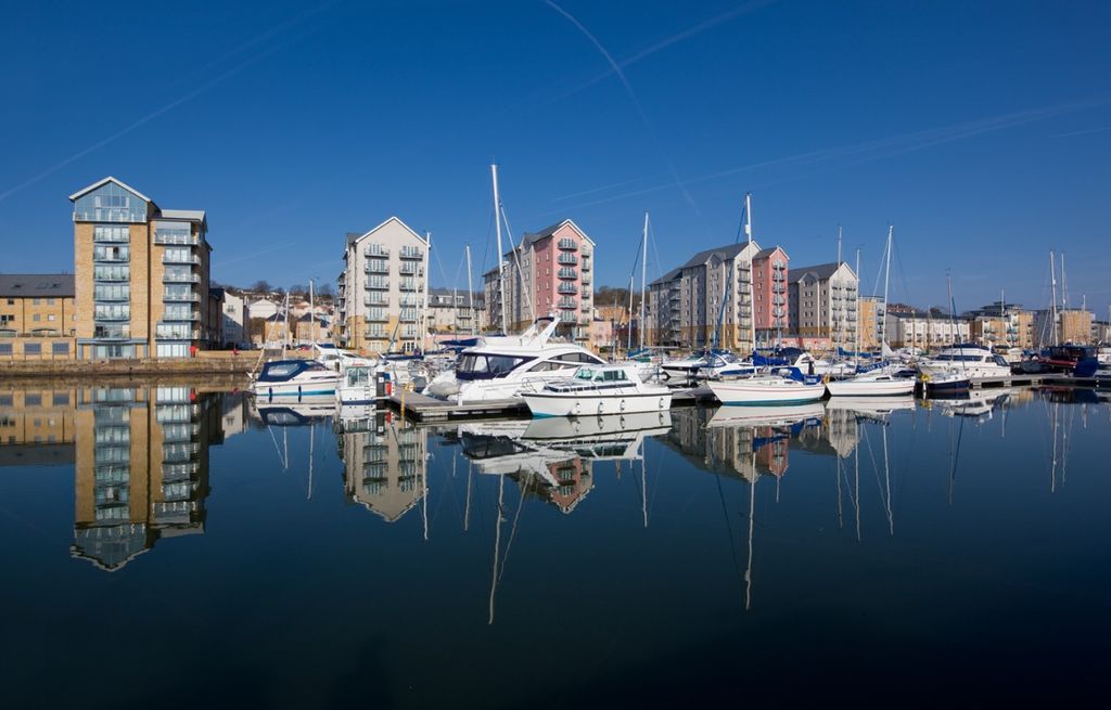 Property photo 1 of 6