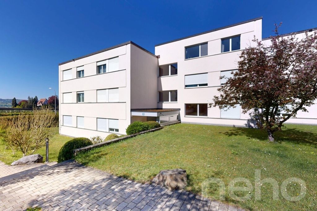 Property photo 3 of 12