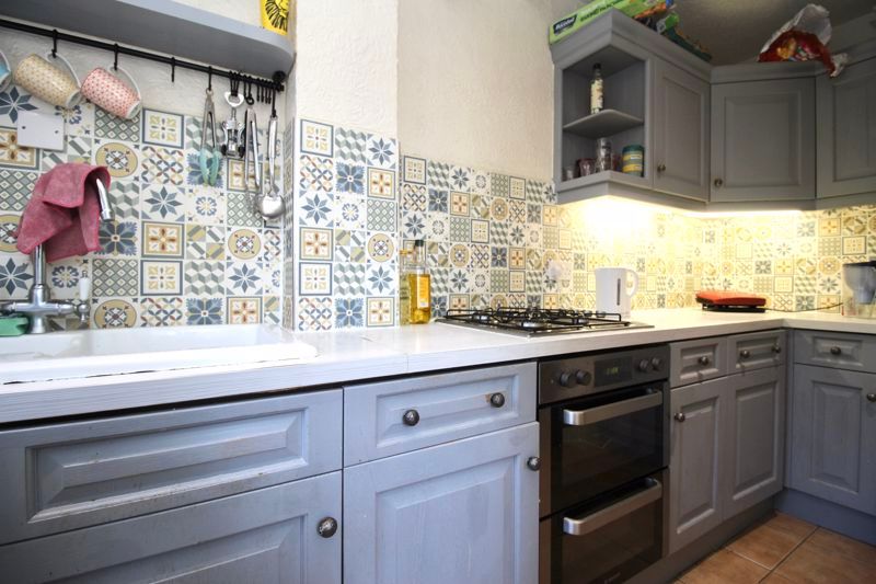 Property photo 2 of 16 Kitchen