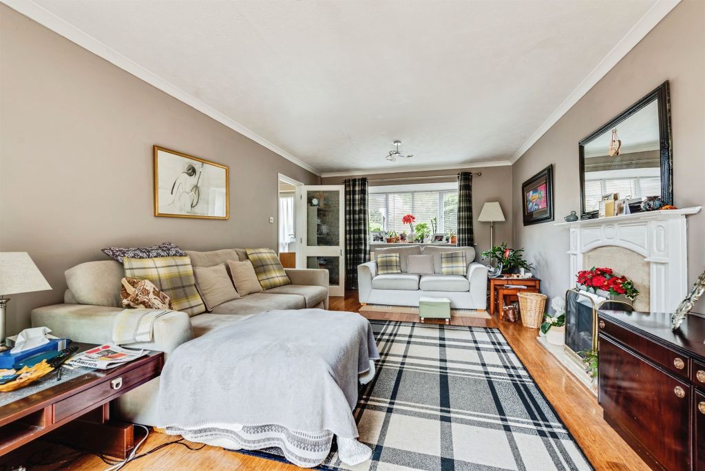 Property photo 3 of 19