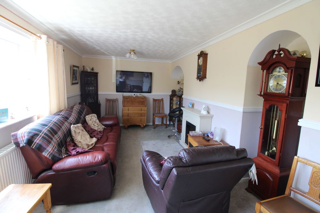 Property photo 2 of 12 Img_2734.Jpg