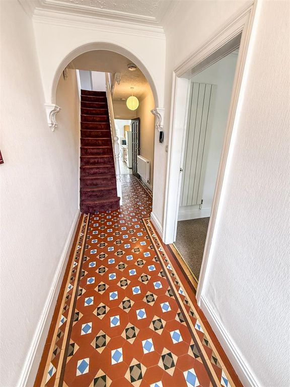 Property photo 2 of 23 Hallway