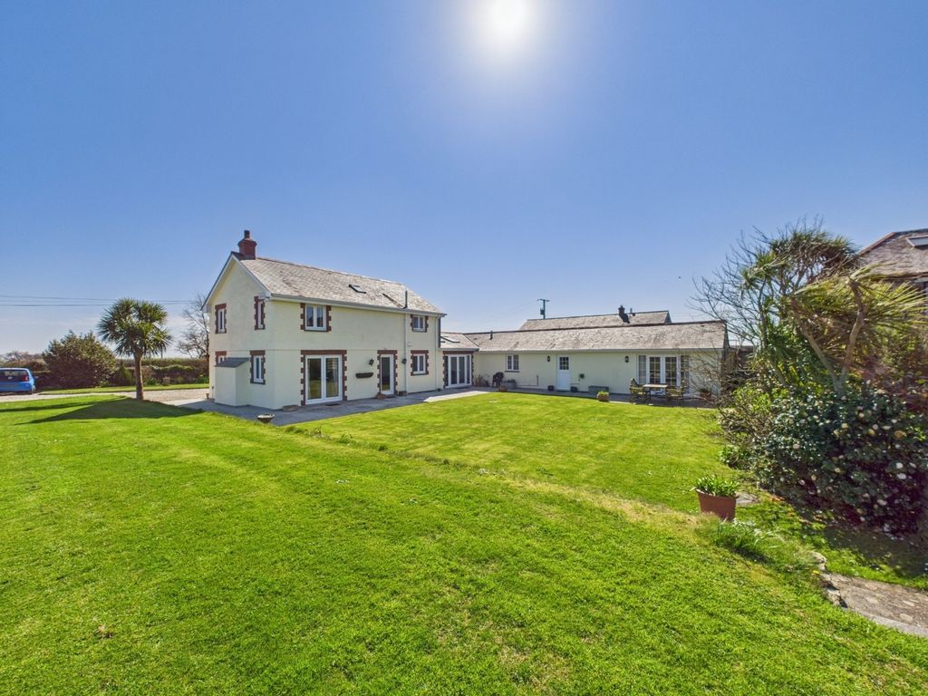 Property photo 1 of 30 4061333