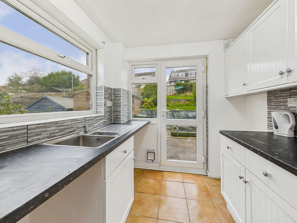 Property photo 3 of 35