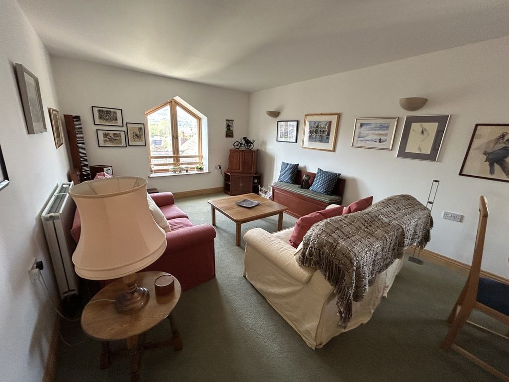Property photo 2 of 12 Not Specified