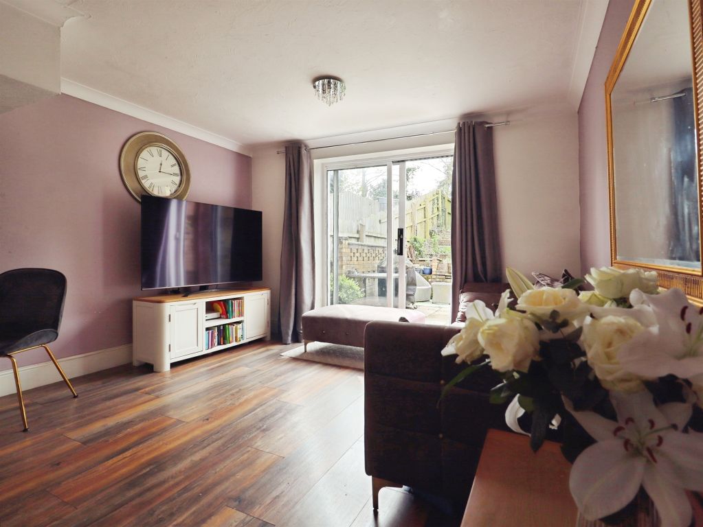 Property photo 3 of 19