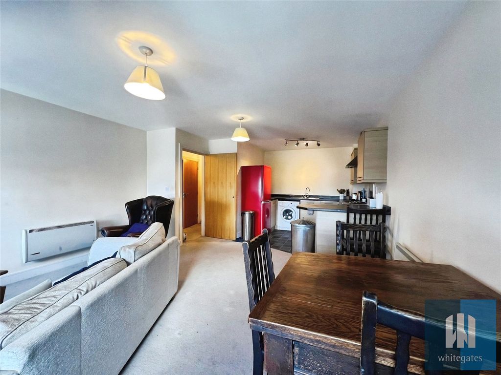 Property photo 2 of 11 Picture No. 01