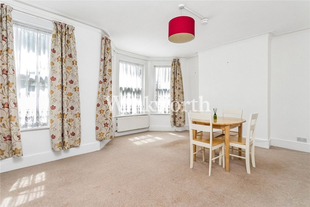 Property photo 2 of 9 Picture No. 26