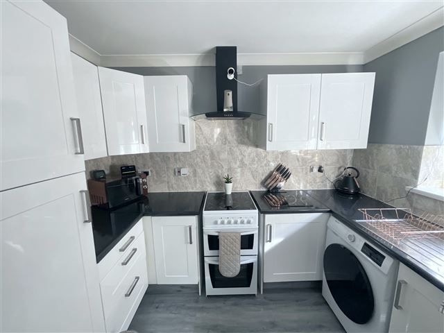 Property photo 2 of 21 Kitchen