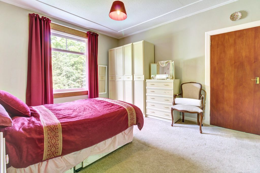 Additional image 10 of 3 bed flat for salePark Avenue, Dumbarton G82
