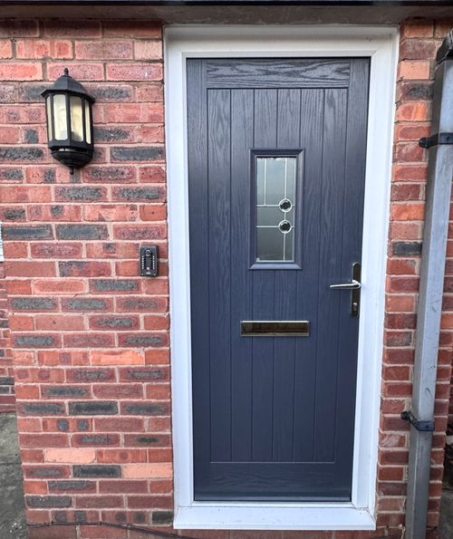 Property photo 1 of 17 Cover