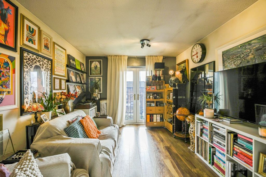 Property photo 2 of 12 Reception Room