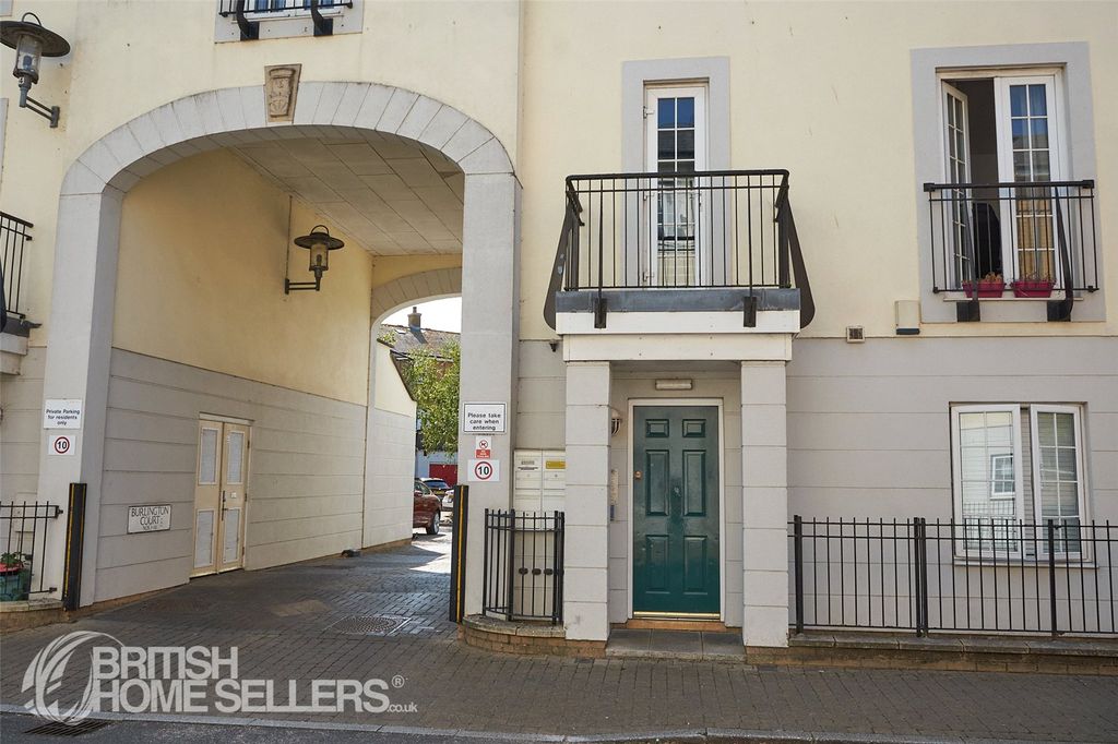 Property photo 2 of 22 2
