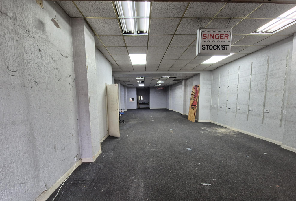 Property photo 1 of 3