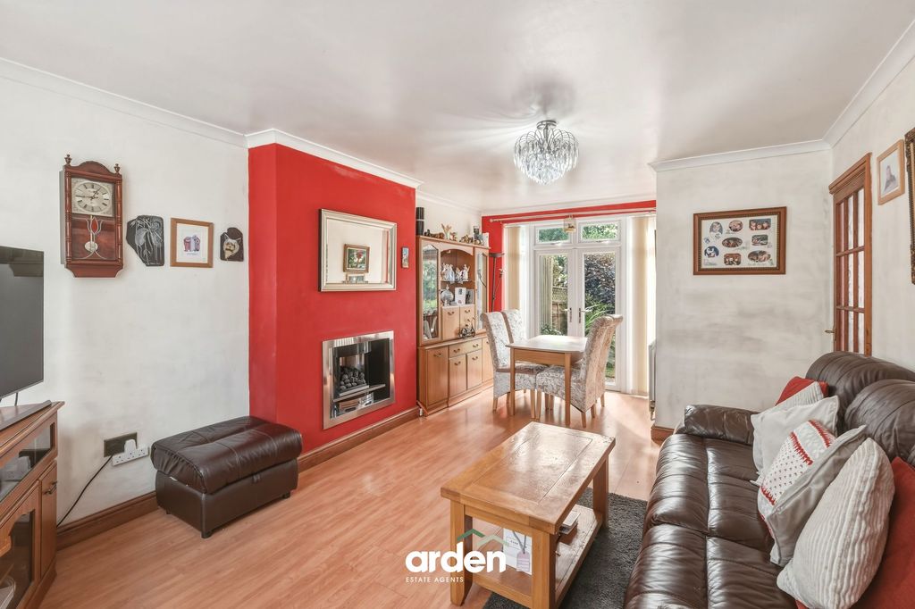 Property photo 2 of 15