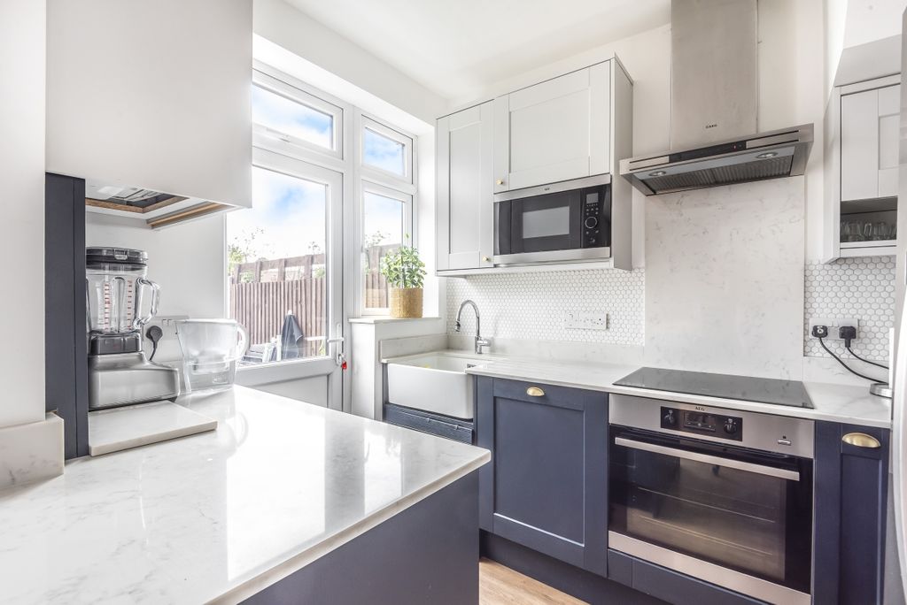 Property photo 2 of 7 488301 (4)