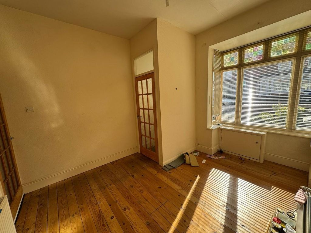 Property photo 2 of 12 2.Jpg