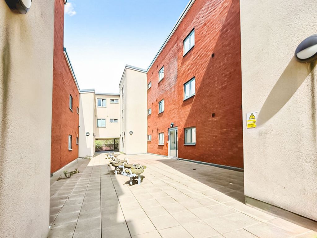 Property photo 3 of 8