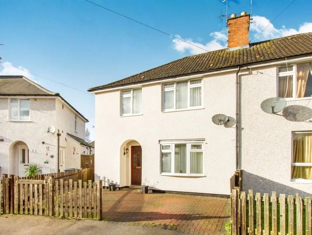 Property photo 1 of 2