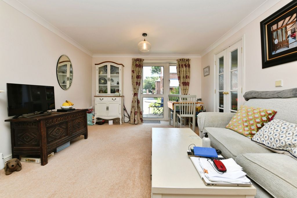 Property photo 3 of 16 Pbox-Img.Jpg