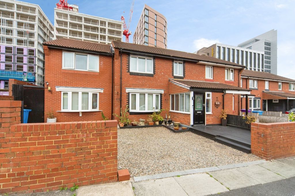 Property photo 1 of 22 Pbox-Img.Jpg