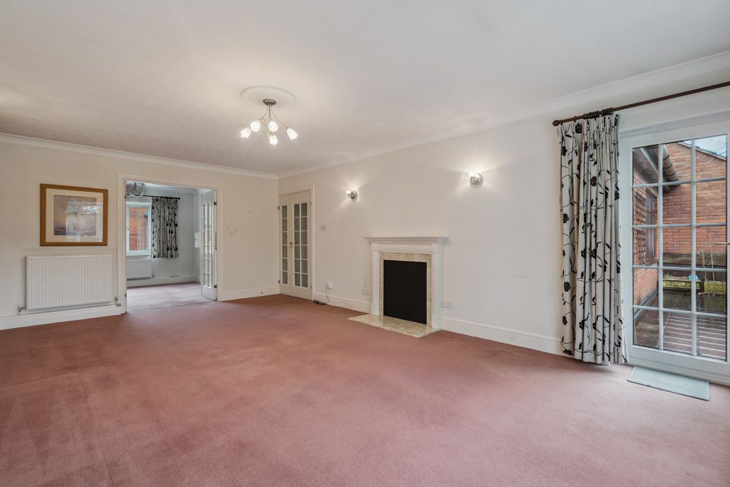 Property photo 2 of 7