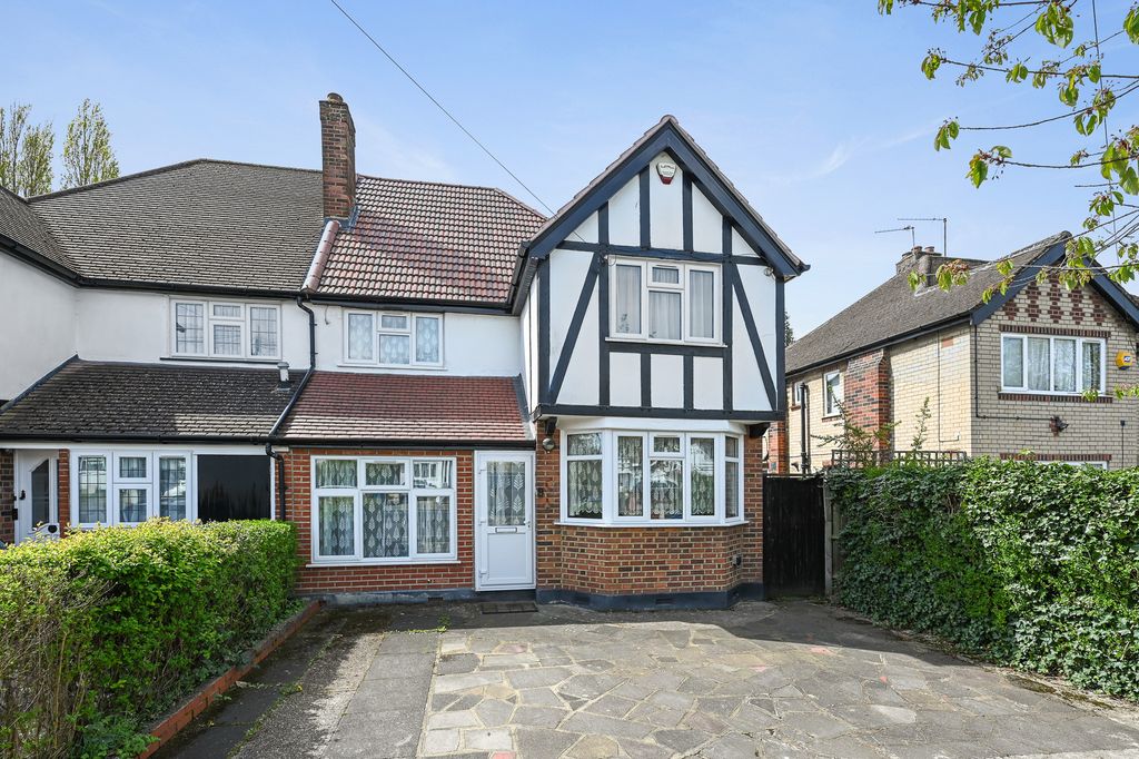 Property photo 1 of 12 1