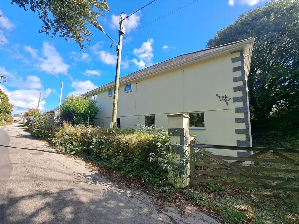 Property photo 3 of 22 Picture No. 29