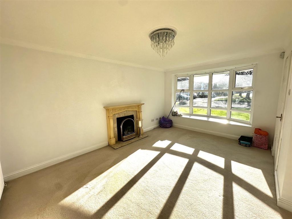 Property photo 2 of 10 Img_1492.Jpg