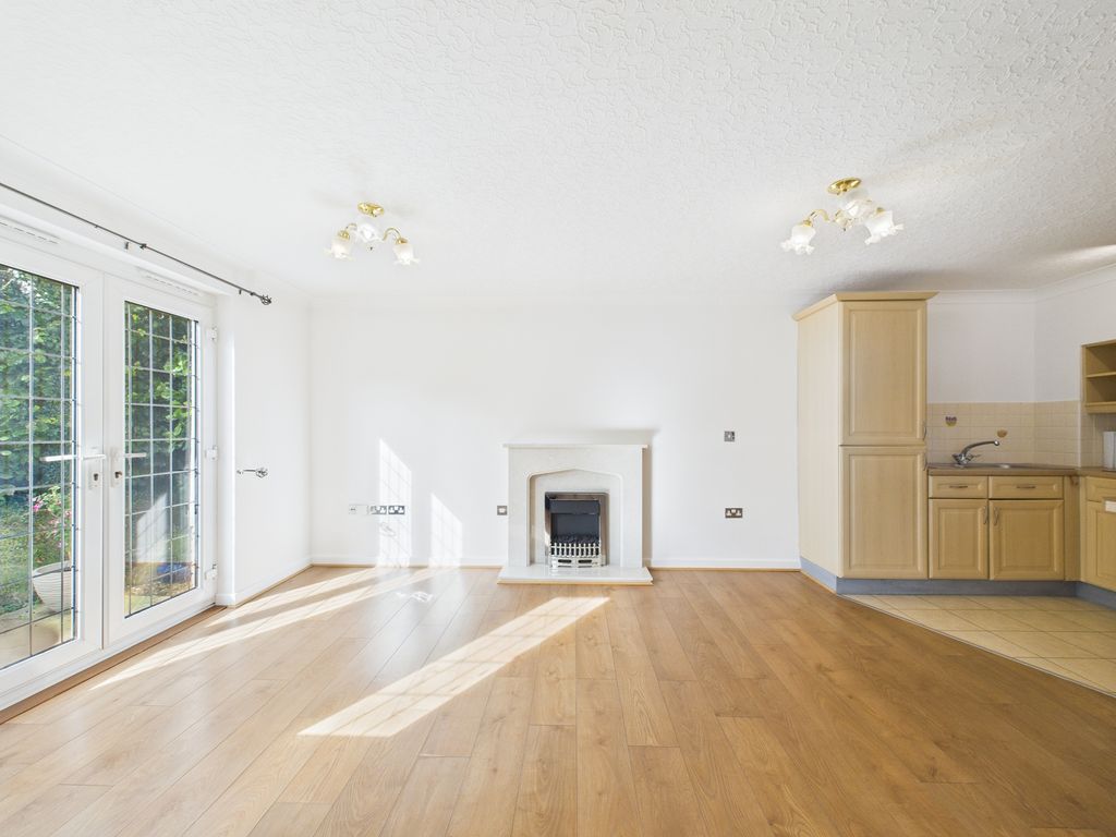 Property photo 3 of 13