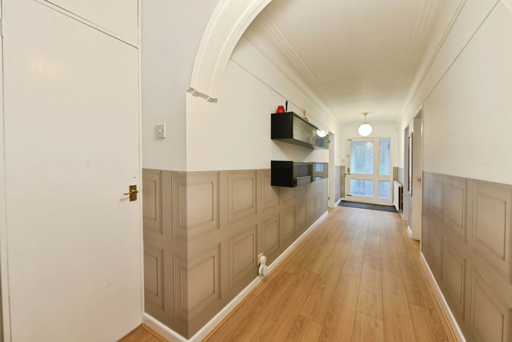 Property photo 3 of 22 Hall