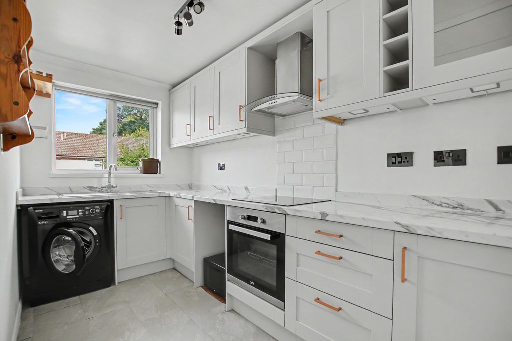 Property photo 2 of 7 Img_0254