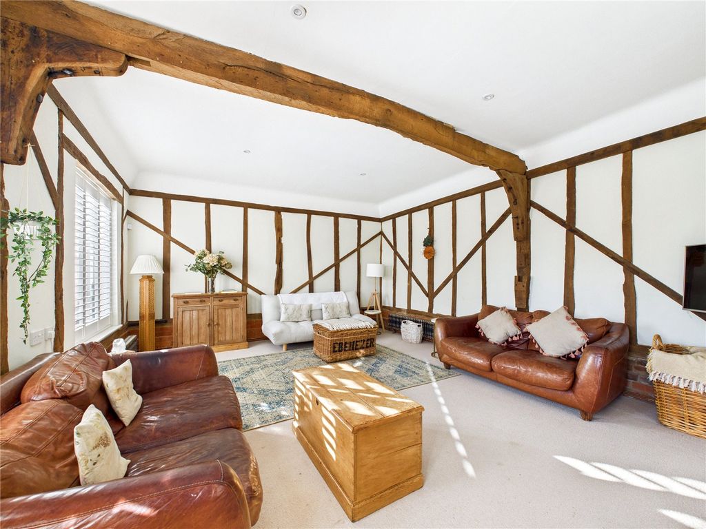 Property photo 3 of 19 Picture No. 10