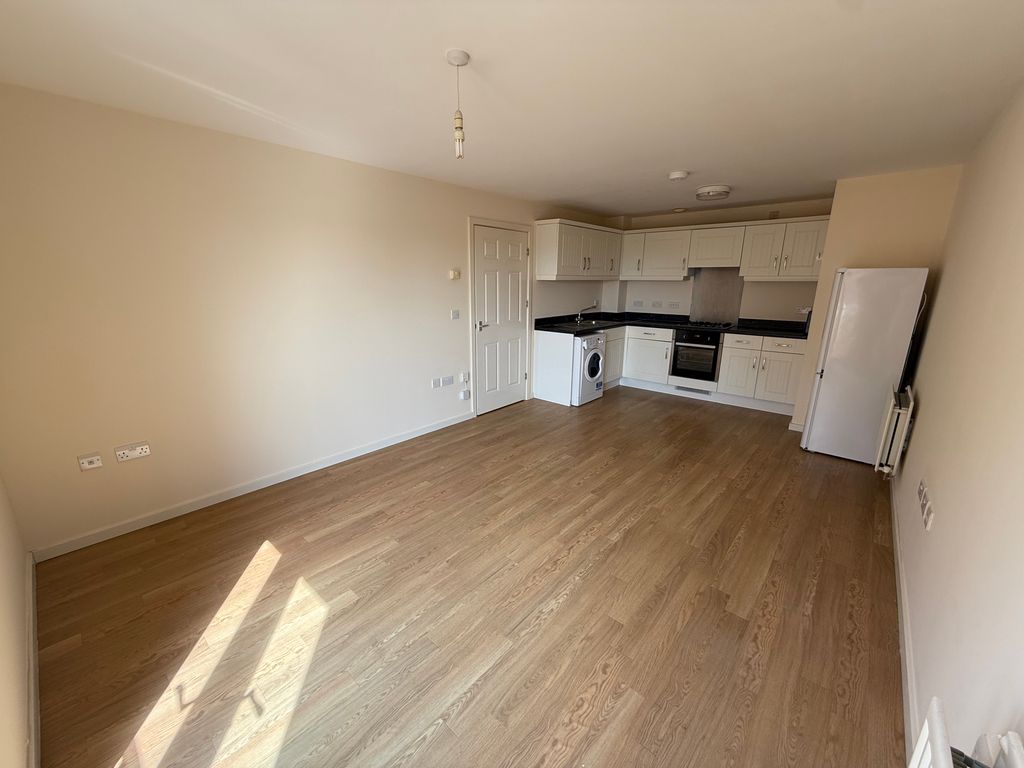 Property photo 2 of 7 Image