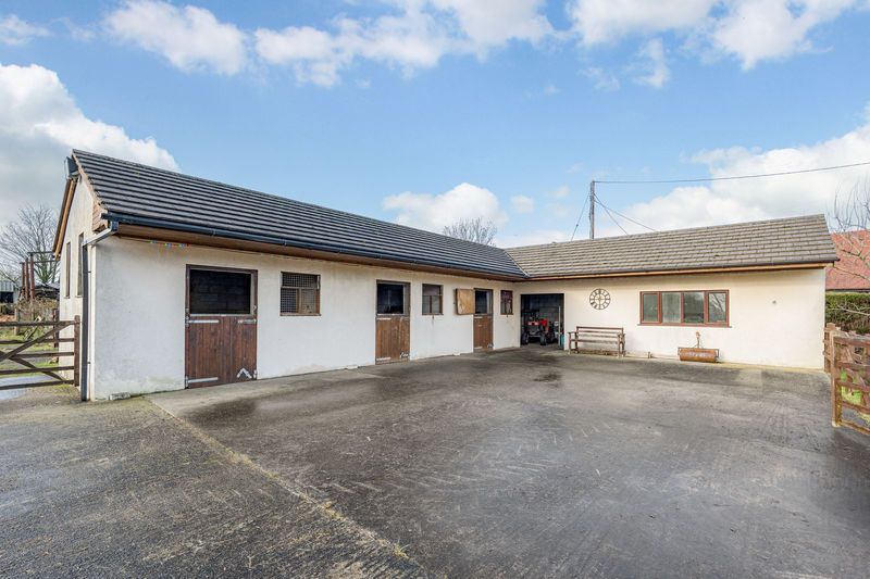 Additional image 4 of 4 bed equestrian for saleLowe Farm, Leyland Lane, Leyland PR26
