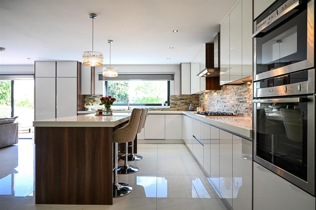 Property photo 3 of 44 Kitchen