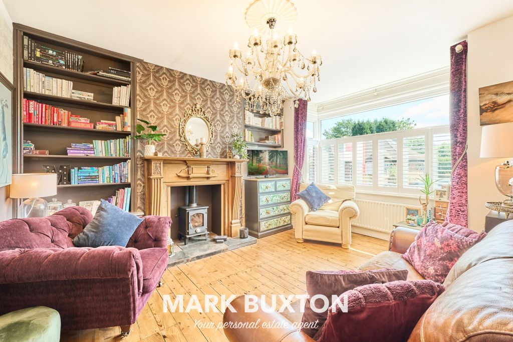 Property photo 3 of 41
