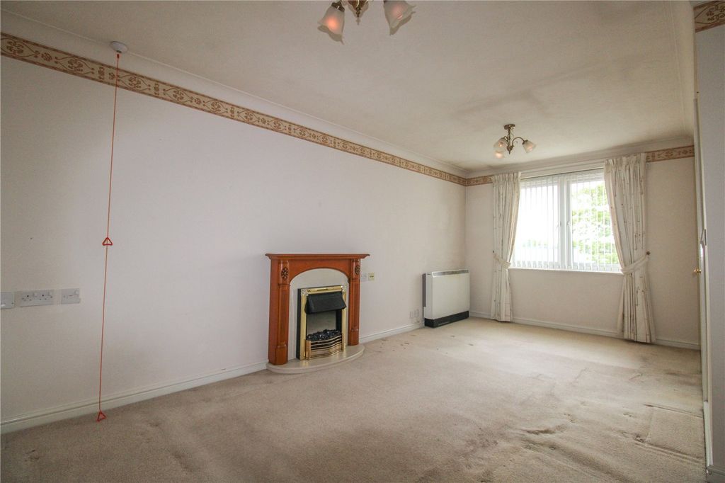 Property photo 3 of 12 Picture No. 06