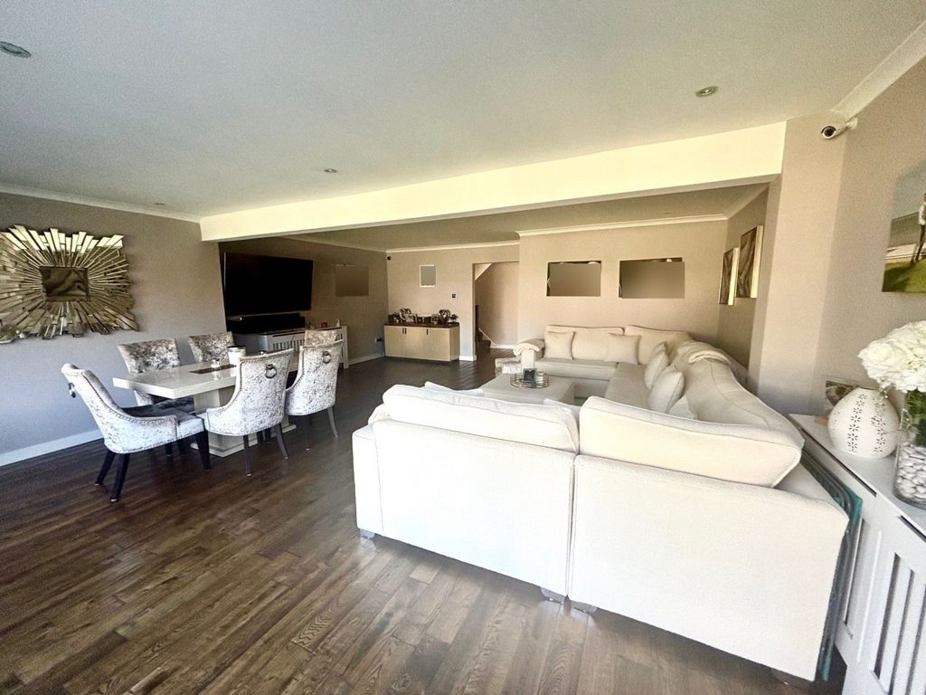 Property photo 2 of 13 Lounge-Diner