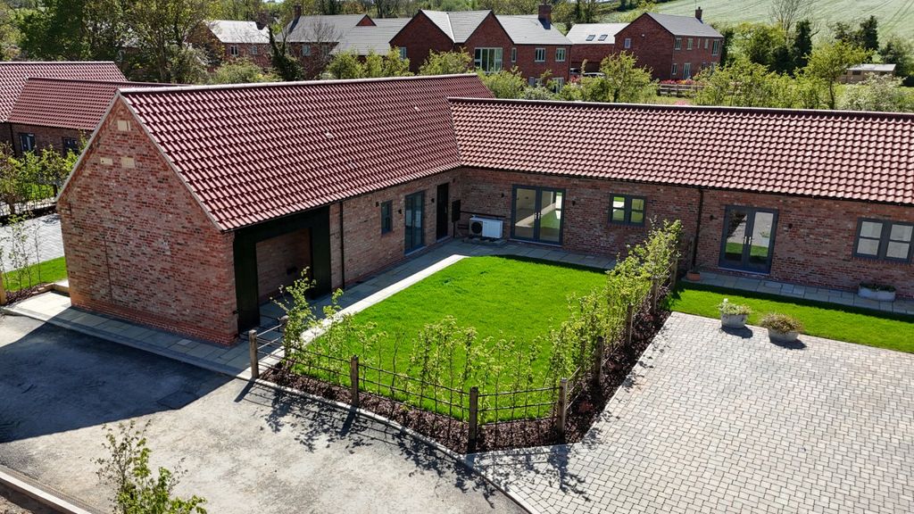 Property photo 1 of 13 Picture No. 28