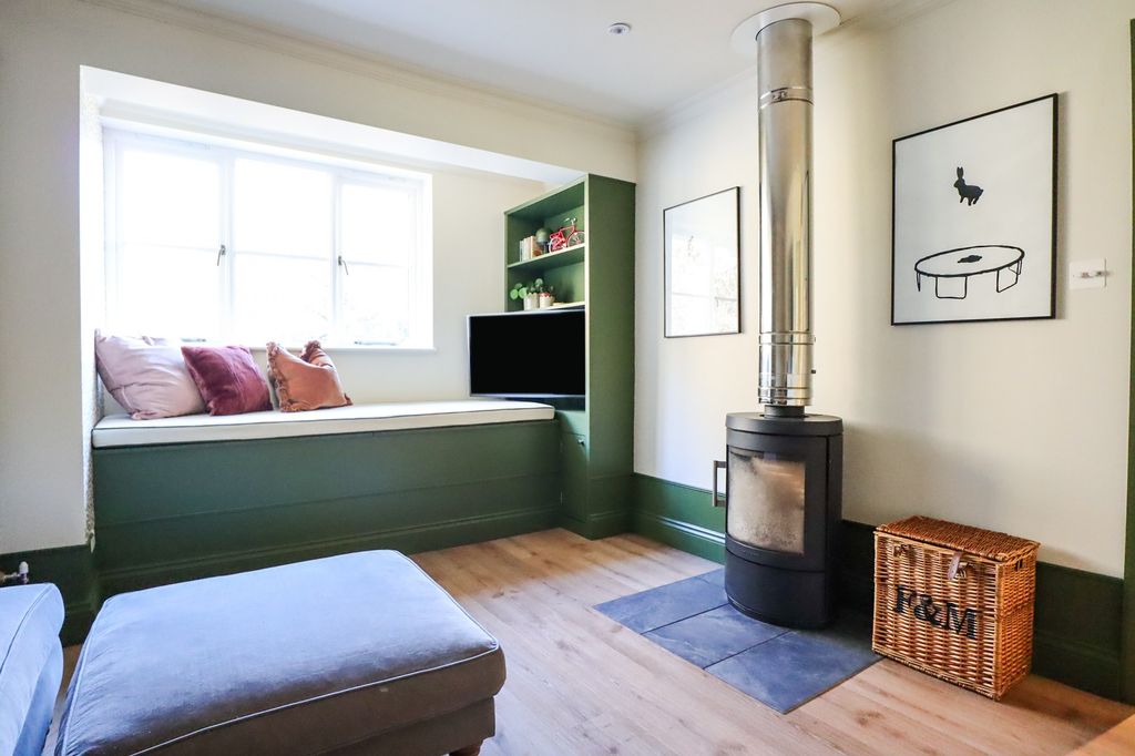 Property photo 2 of 14