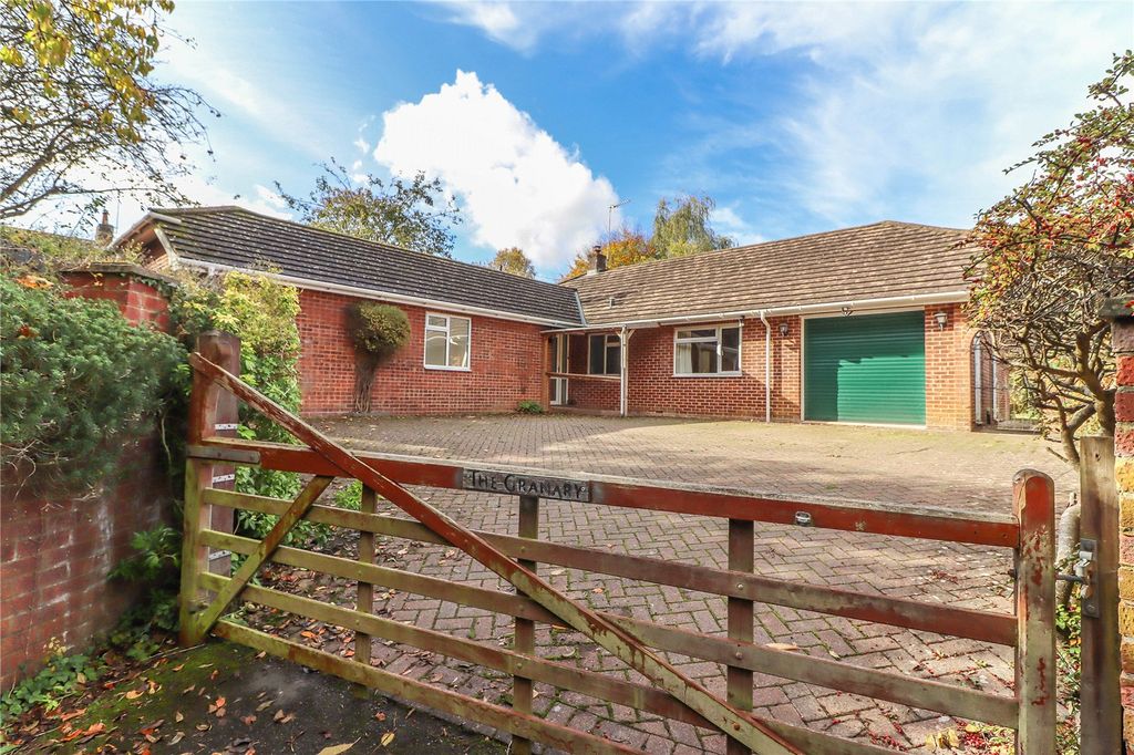 Property photo 3 of 22 Picture No. 25