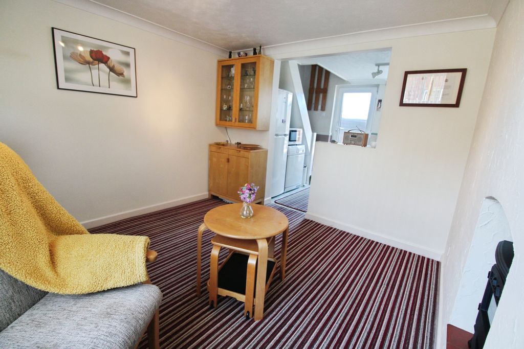 Property photo 3 of 18 Photo #3