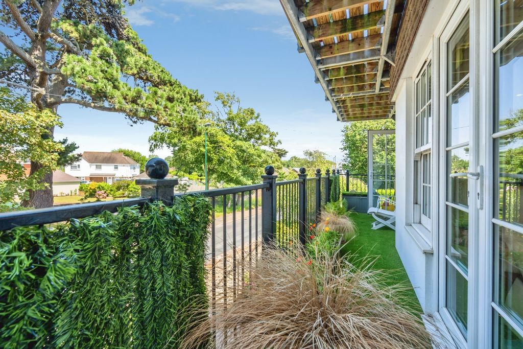 Property photo 3 of 15 Pbox-Img.Jpg