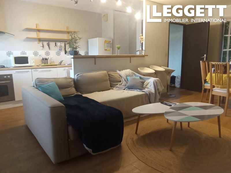 Property photo 1 of 6