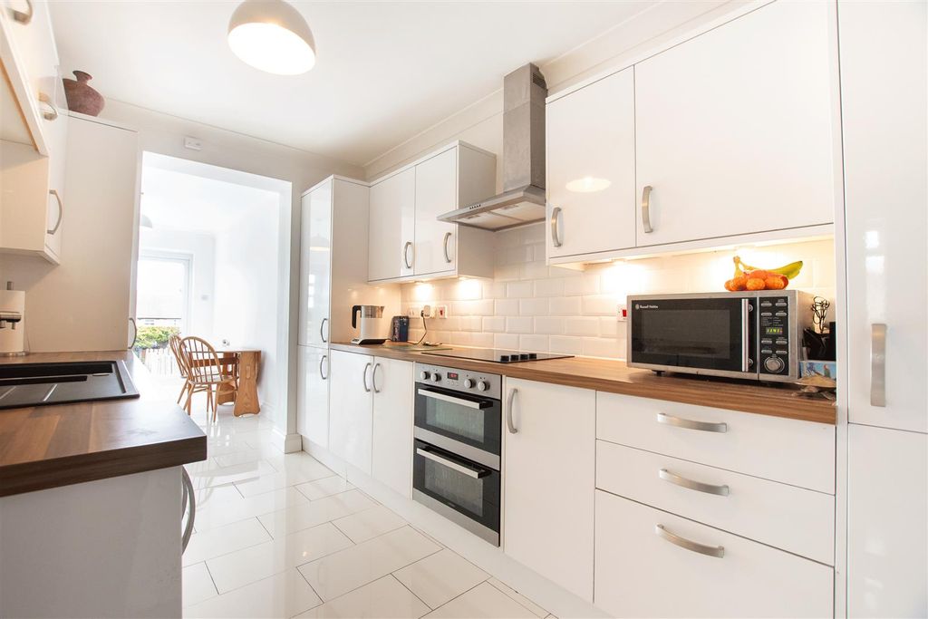 Property photo 3 of 17 Dsc_7752.Gif